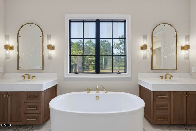 6744 Brixley Crest Court, Raleigh, NC 27614