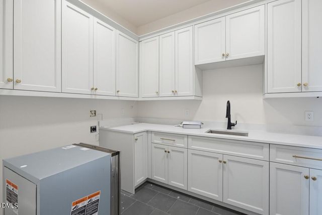 6744 Brixley Crest Court, Raleigh, NC 27614