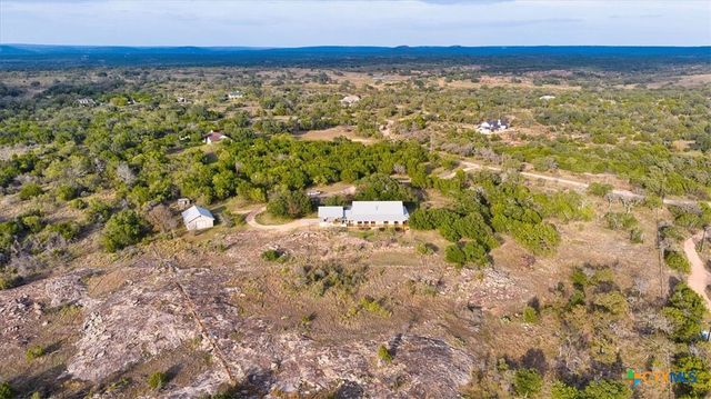 1250 Rocky Hollow Drive, Burnet, TX 78611