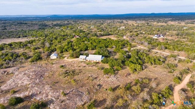 1250 Rocky Hollow Drive, Burnet, TX 78611