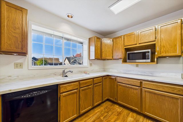 1747 Meadowlark Court, Fortuna, CA 95540