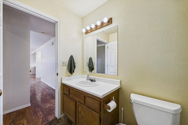 1747 Meadowlark Court, Fortuna, CA 95540