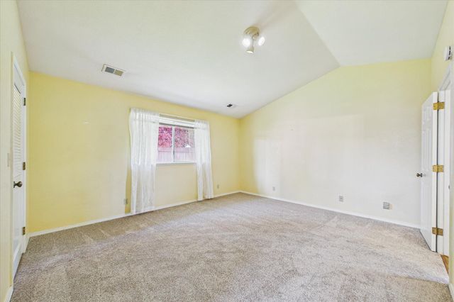 1747 Meadowlark Court, Fortuna, CA 95540