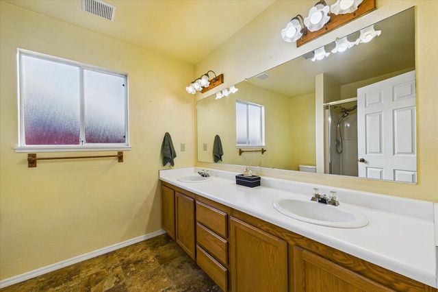 1747 Meadowlark Court, Fortuna, CA 95540