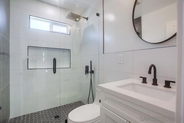 3521 3523 Luna Ave, San Diego, CA 92117