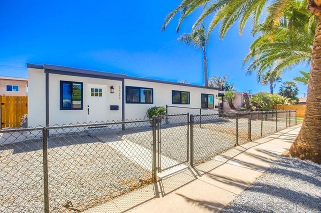 3521 3523 Luna Ave, San Diego, CA 92117