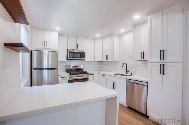 3521 3523 Luna Ave, San Diego, CA 92117