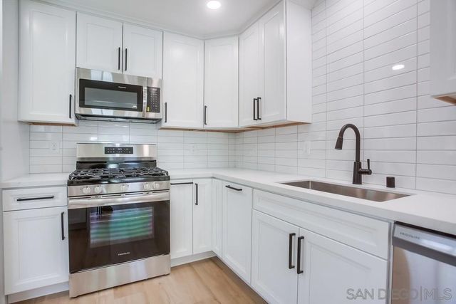 3521 3523 Luna Ave, San Diego, CA 92117