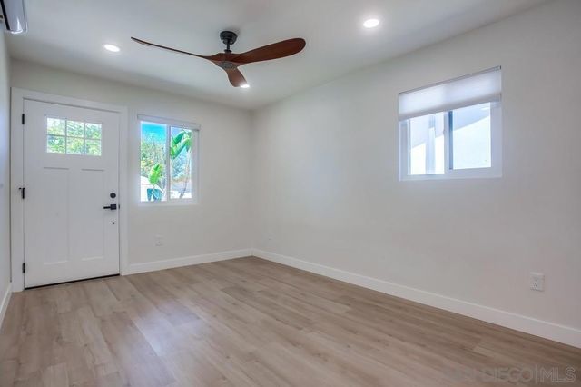 3521 3523 Luna Ave, San Diego, CA 92117