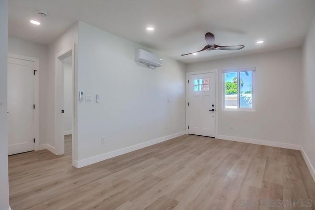 3521 3523 Luna Ave, San Diego, CA 92117