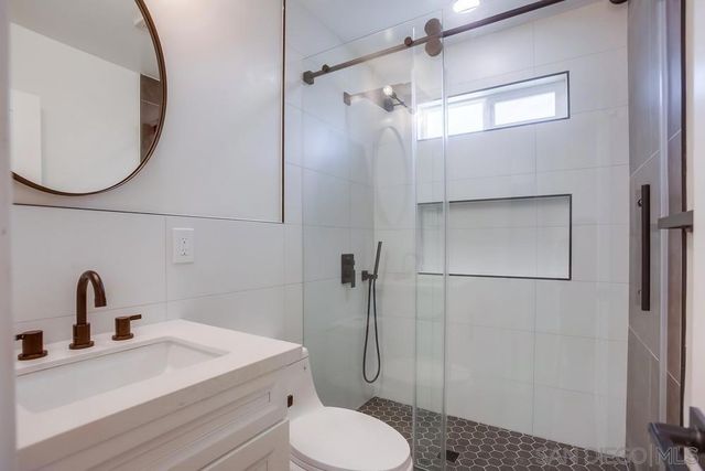 3521 3523 Luna Ave, San Diego, CA 92117