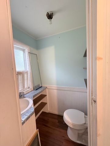 11 Willow Street, Exeter, NH 03883