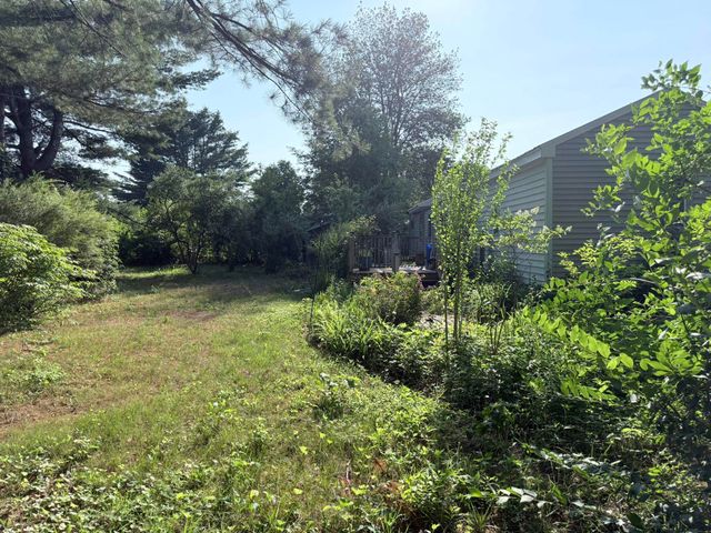 11 Willow Street, Exeter, NH 03883