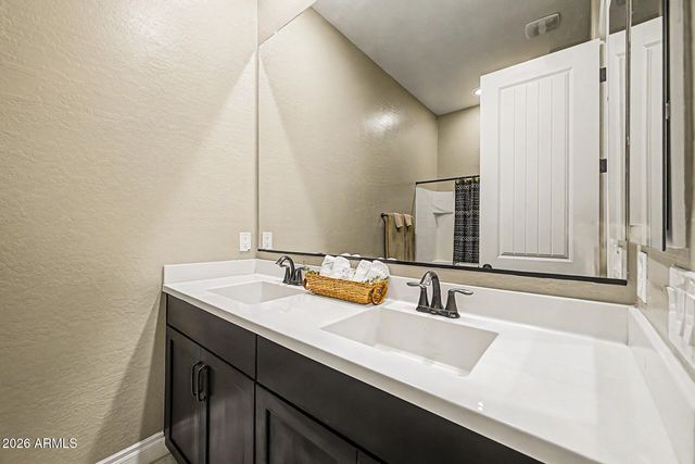 9754 E Thatcher Avenue, Mesa, AZ 85212