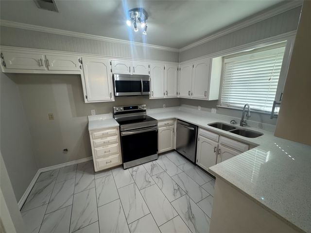 332 Navajo Drive, Keller, TX 76248