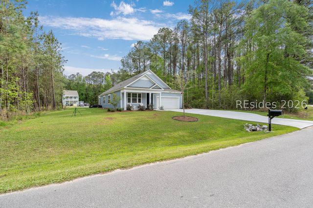 852 Settings Dr E, Yemassee, SC 29945