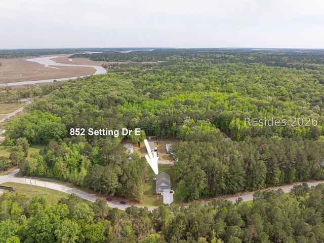 852 Settings Dr E, Yemassee, SC 29945