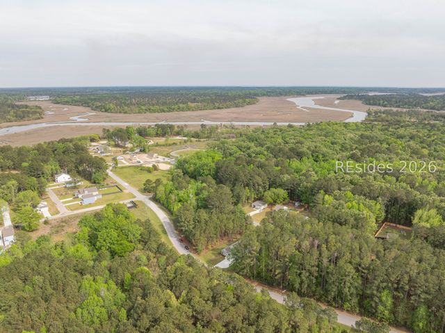 852 Settings Dr E, Yemassee, SC 29945