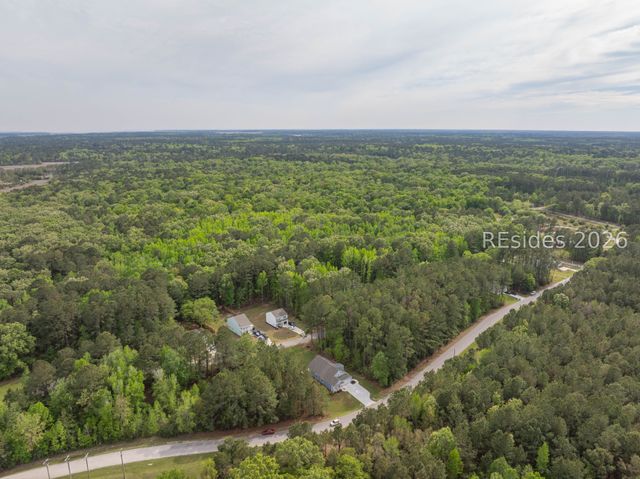 852 Settings Dr E, Yemassee, SC 29945