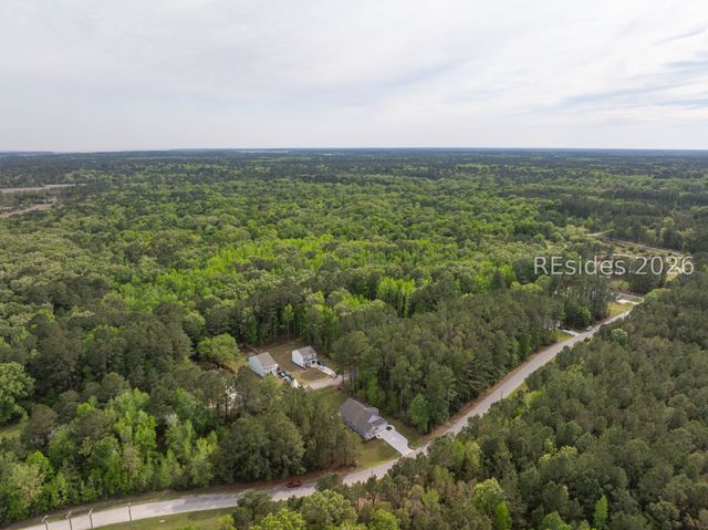 852 Settings Dr E, Yemassee, SC 29945