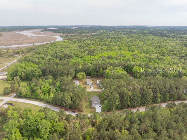 852 Settings Dr E, Yemassee, SC 29945