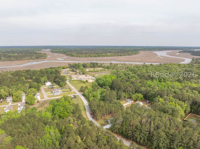 852 Settings Dr E, Yemassee, SC 29945