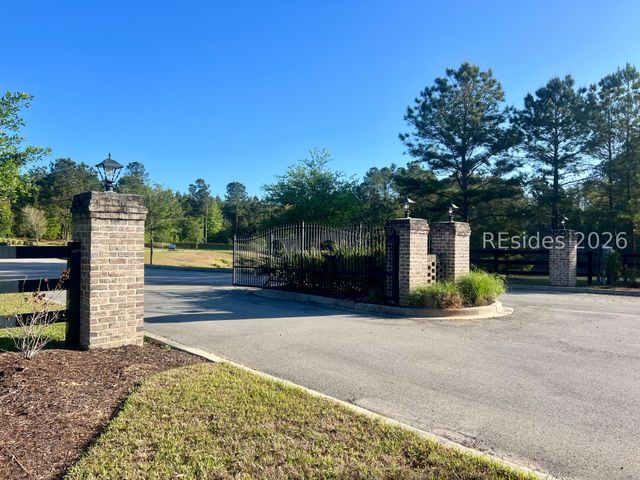 852 Settings Dr E, Yemassee, SC 29945