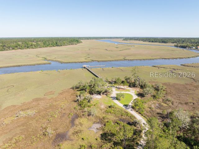 852 Settings Dr E, Yemassee, SC 29945