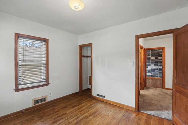5936 SW 2nd Street, Des Moines, IA 50315