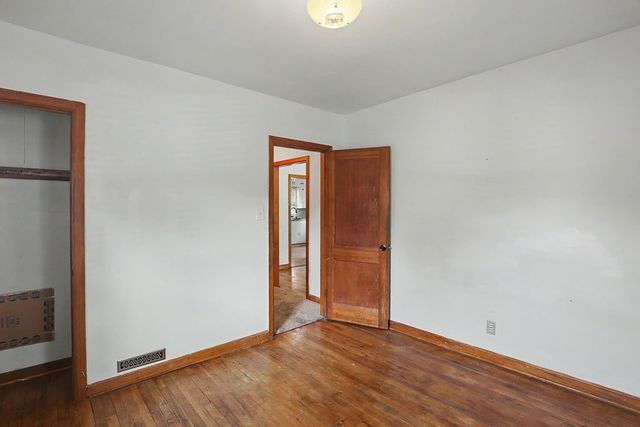 5936 SW 2nd Street, Des Moines, IA 50315