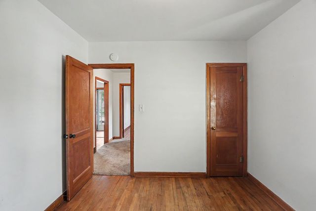 5936 SW 2nd Street, Des Moines, IA 50315