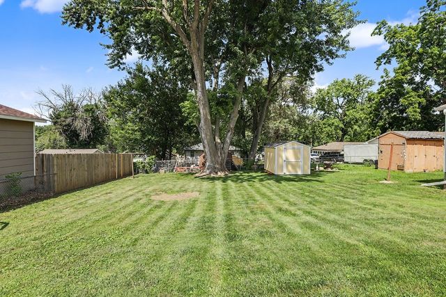 5936 SW 2nd Street, Des Moines, IA 50315
