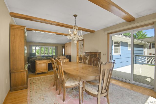 22 Greenvale Farms Road, Poughkeepsie, NY 12603