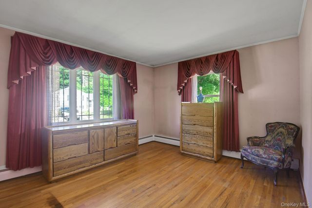 22 Greenvale Farms Road, Poughkeepsie, NY 12603