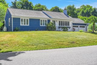 22 Greenvale Farms Road, Poughkeepsie, NY 12603