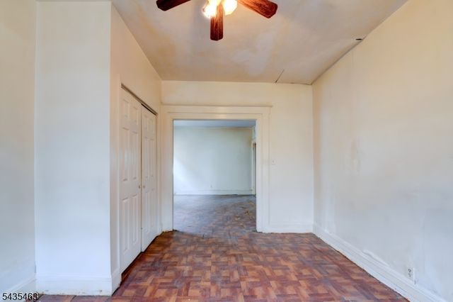 110 W 16Th St, Linden City, NJ 07036