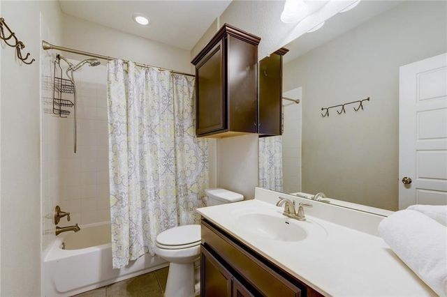 13400 Briarwick DR 903, Austin, TX 78729