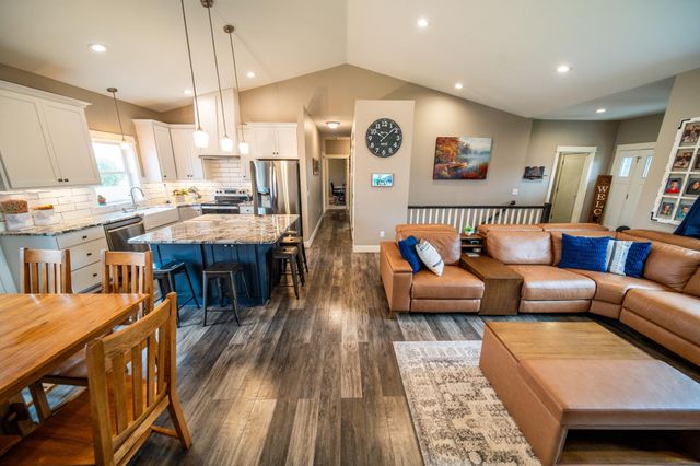 695 Marcus Pl NE, Byron, MN 55920