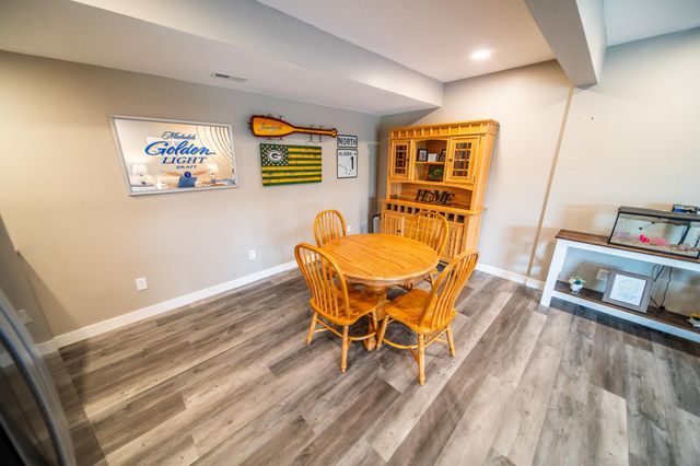 695 Marcus Pl NE, Byron, MN 55920