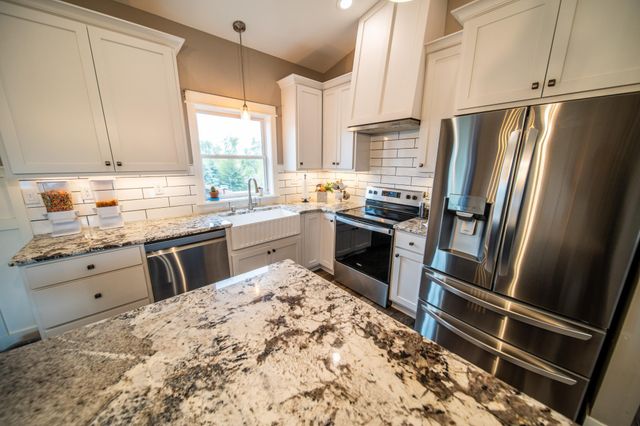 695 Marcus Pl NE, Byron, MN 55920