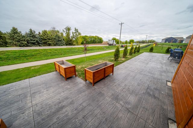 695 Marcus Pl NE, Byron, MN 55920