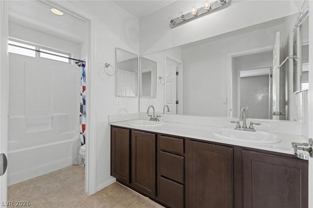 6637 Cliff Shore Court, North Las Vegas, NV 89084