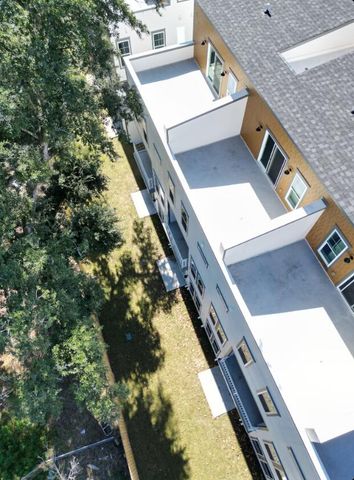 1150 Valdosta Street Unit 202, North Charleston, SC 29405