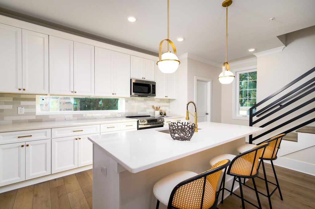 1150 Valdosta Street Unit 202, North Charleston, SC 29405