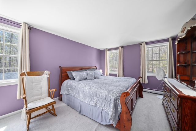 15 Earle Drive, Lee, NH 03861