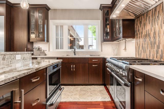 487 E Beck Street, Columbus, OH 43206