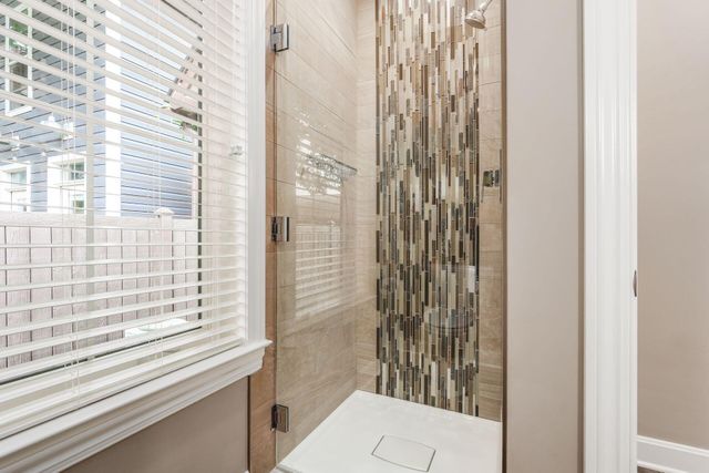 487 E Beck Street, Columbus, OH 43206