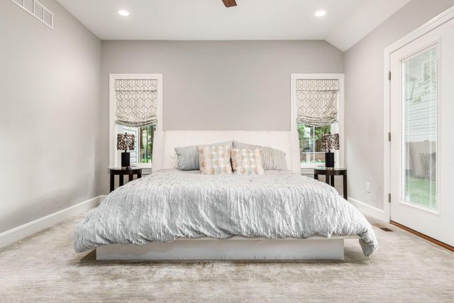 487 E Beck Street, Columbus, OH 43206