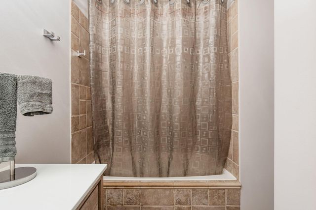 487 E Beck Street, Columbus, OH 43206