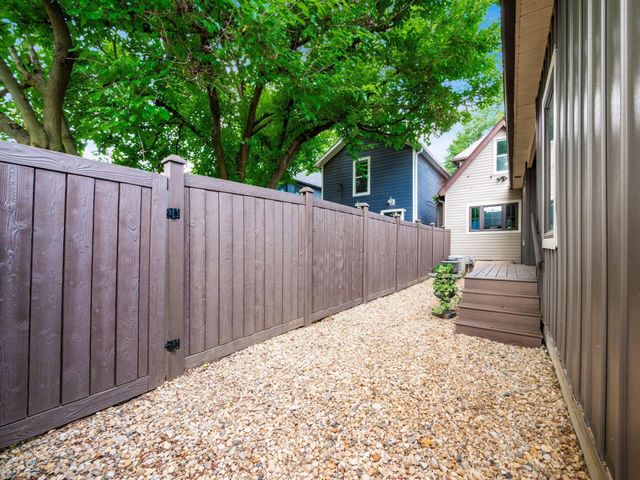 487 E Beck Street, Columbus, OH 43206